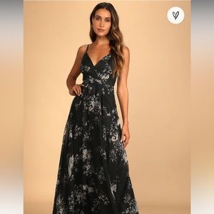 black floral print maxi Lulus